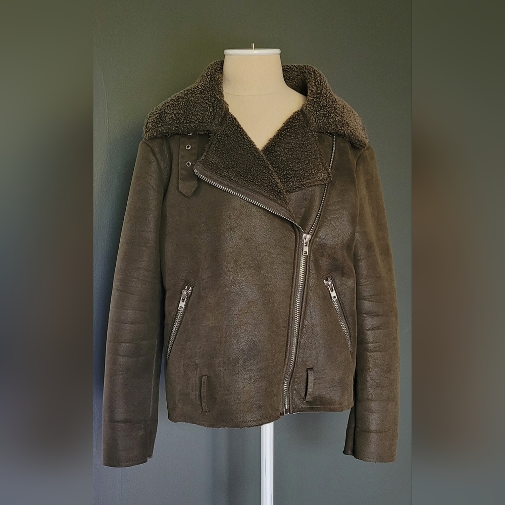 GLAMOROUS Dark Moss Green Bomber Jacket with Shearling Lining.